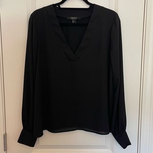 Forever 21 Black V-Neck Long Sleeve Blouse